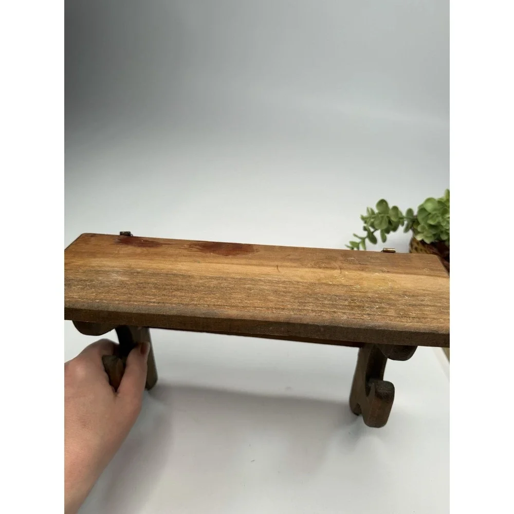 Vintage Cottage Decor Set Wooden Stand Duck Basket Faux Greenery Framed Art